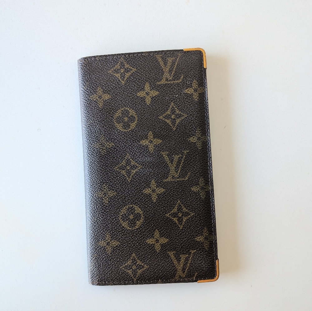 Louis Vuitton Bi-fold Wallet